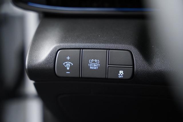 new 2025 Hyundai ELANTRA HEV car, priced at $29,228