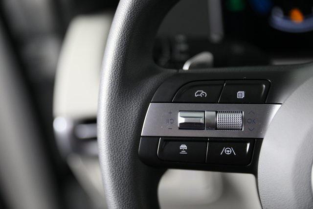 new 2025 Hyundai TUCSON Hybrid car, priced at $34,133
