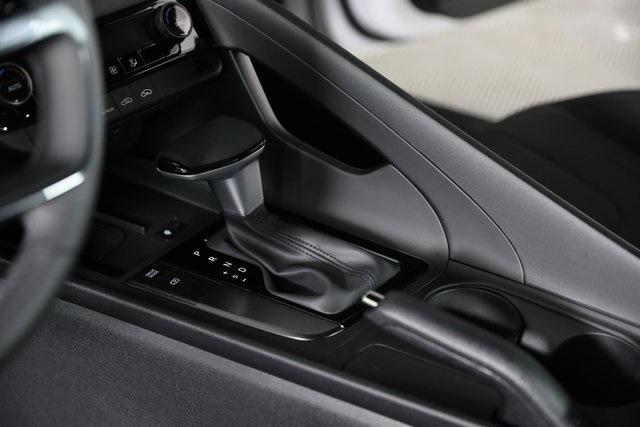 new 2025 Hyundai Elantra car, priced at $23,737
