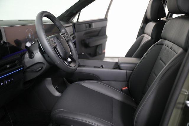 new 2026 Hyundai SANTA FE HEV car, priced at $52,086