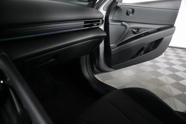 new 2025 Hyundai ELANTRA HEV car, priced at $28,715