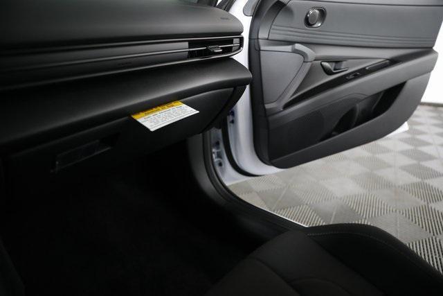 new 2025 Hyundai Elantra car, priced at $25,033