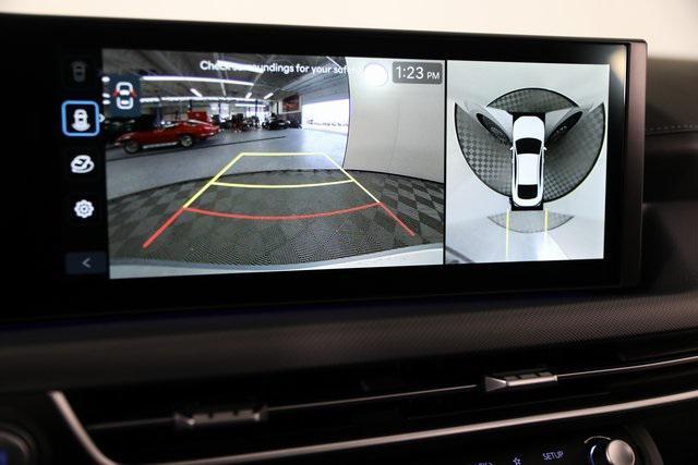new 2025 Hyundai Sonata Hybrid car, priced at $3,881,150