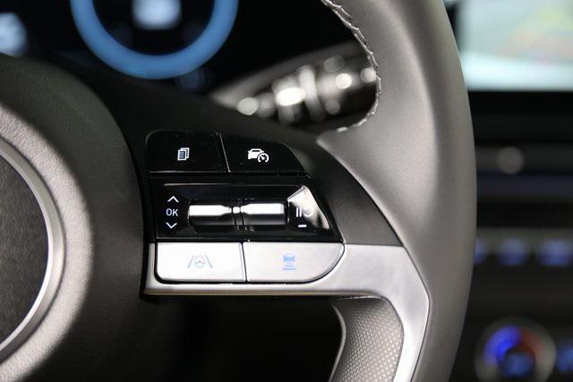 new 2025 Hyundai Elantra car, priced at $30,302