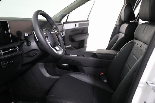 new 2025 Hyundai Santa Fe car, priced at $47,003