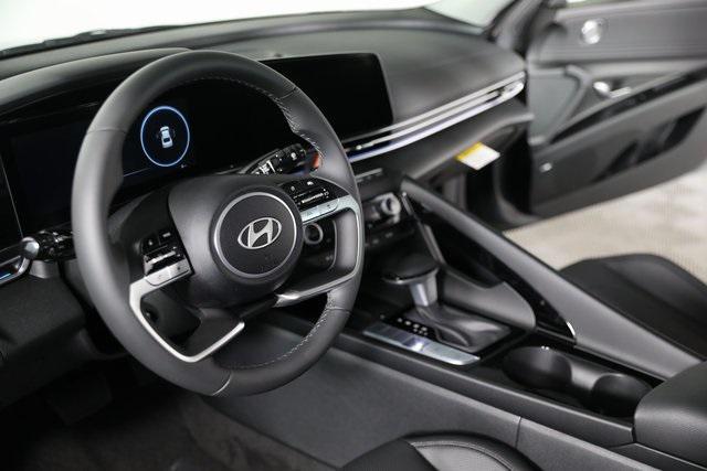 new 2025 Hyundai Elantra car, priced at $29,577