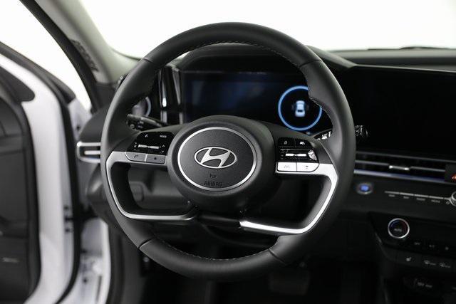 new 2025 Hyundai Elantra car, priced at $27,152