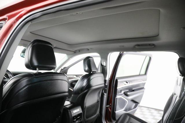 used 2021 Jeep Grand Cherokee L car, priced at $25,991