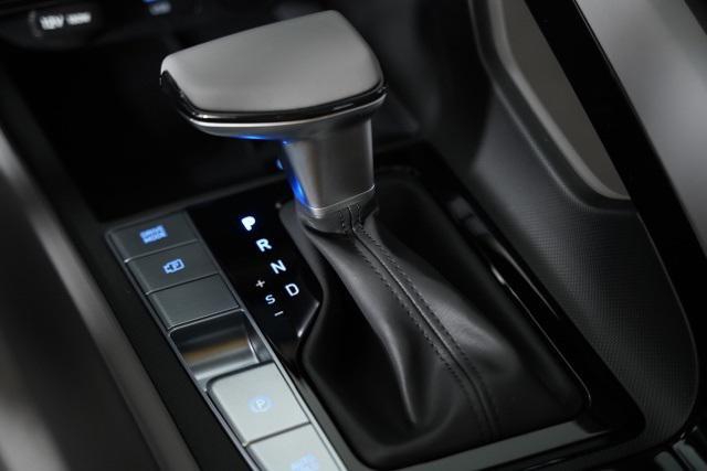 new 2025 Hyundai Elantra car, priced at $25,857
