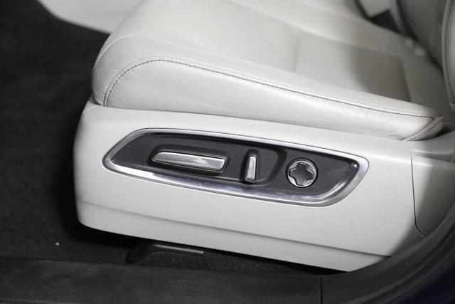 used 2020 Acura MDX car, priced at $24,995