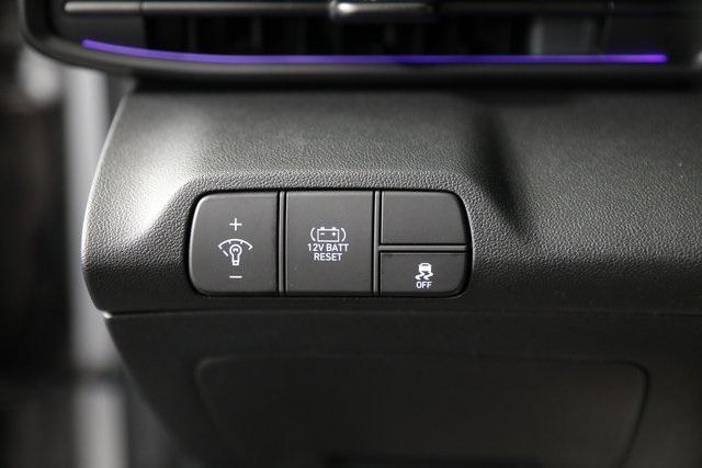 new 2025 Hyundai Elantra car, priced at $29,800