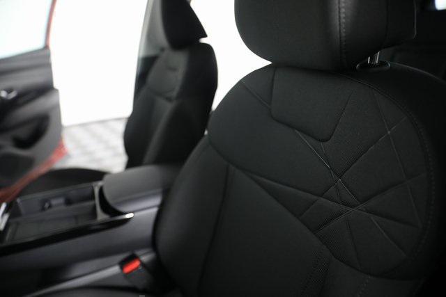 new 2025 Hyundai TUCSON Hybrid car, priced at $34,554