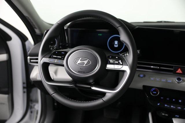 new 2025 Hyundai Elantra car, priced at $27,675