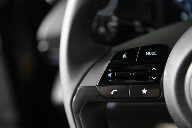 new 2025 Hyundai Elantra car, priced at $27,234
