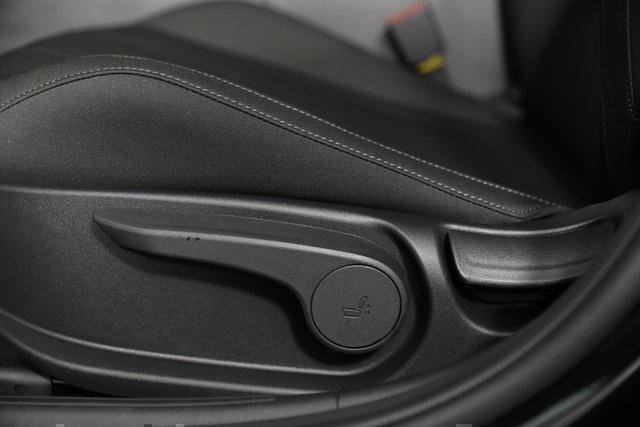 new 2025 Hyundai ELANTRA HEV car, priced at $28,734