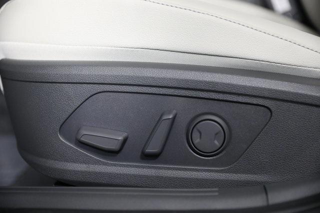 new 2025 Hyundai Sonata Hybrid car, priced at $37,829