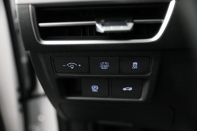 new 2025 Hyundai Sonata Hybrid car, priced at $34,651