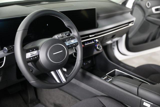 new 2025 Hyundai Sonata Hybrid car, priced at $34,651