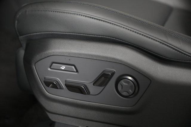 new 2026 Hyundai SANTA FE HEV car, priced at $54,110