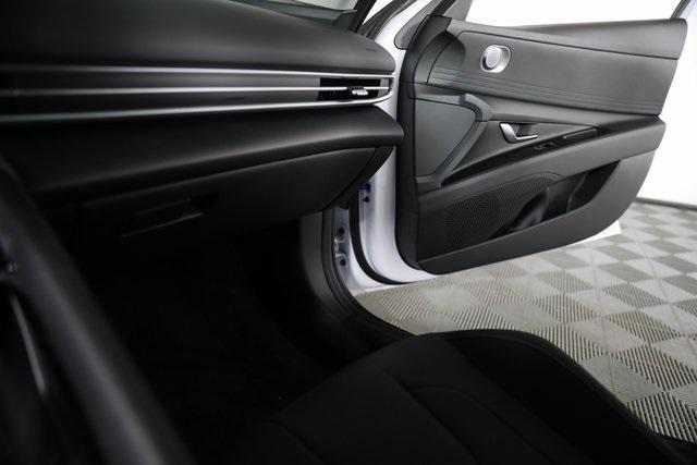 new 2025 Hyundai ELANTRA HEV car, priced at $27,314