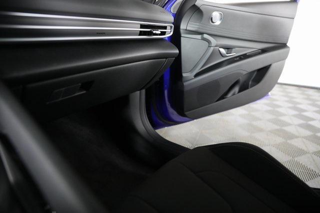 new 2025 Hyundai ELANTRA HEV car, priced at $26,770