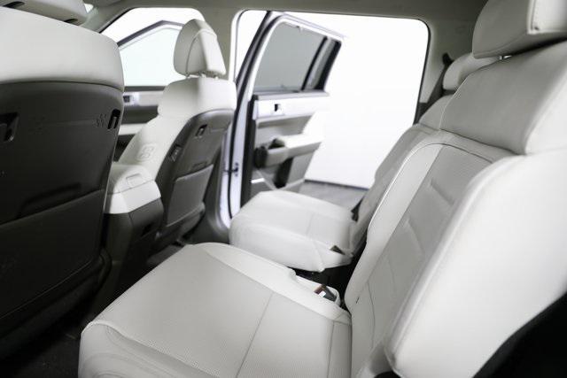 new 2025 Hyundai SANTA FE HEV car, priced at $50,108