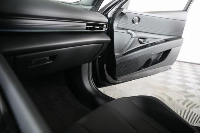 new 2025 Hyundai ELANTRA HEV car, priced at $28,720