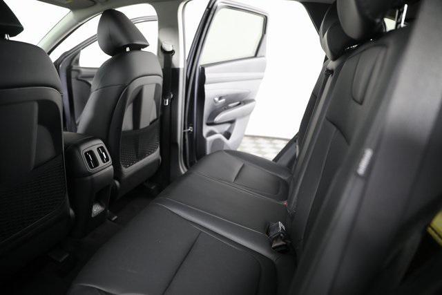 new 2025 Hyundai TUCSON Hybrid car, priced at $34,845
