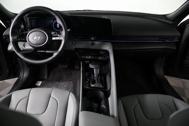new 2025 Hyundai Elantra car, priced at $29,677