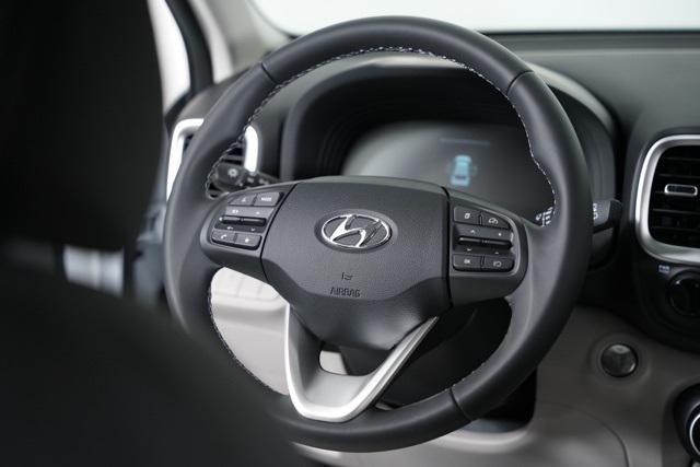 new 2025 Hyundai Venue car, priced at $23,454