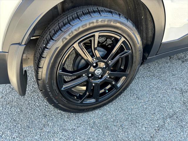 used 2020 Nissan Kicks car
