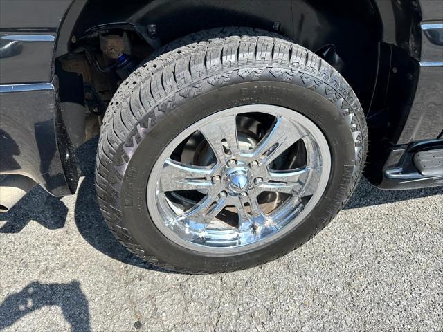 used 2003 GMC Yukon XL car, priced at $9,800