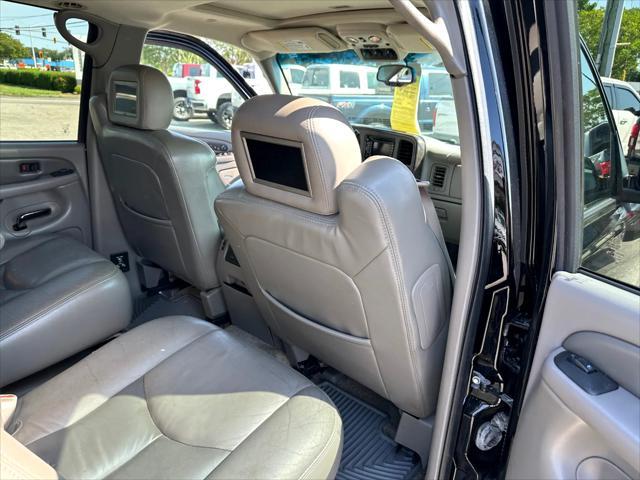 used 2003 GMC Yukon XL car, priced at $9,800