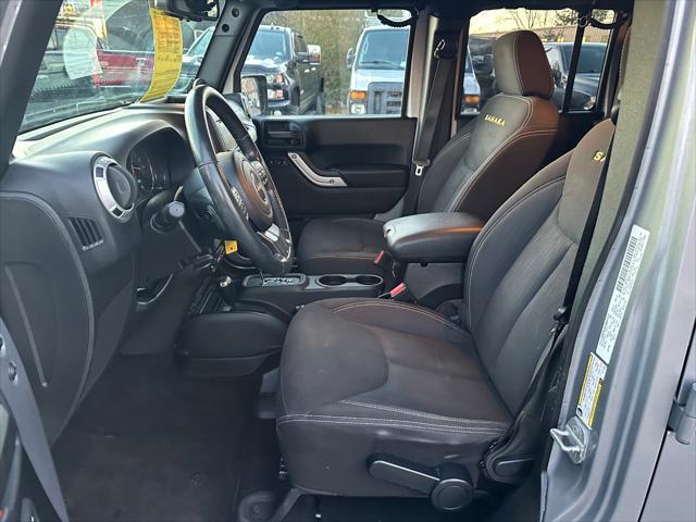 used 2014 Jeep Wrangler Unlimited car, priced at $19,800
