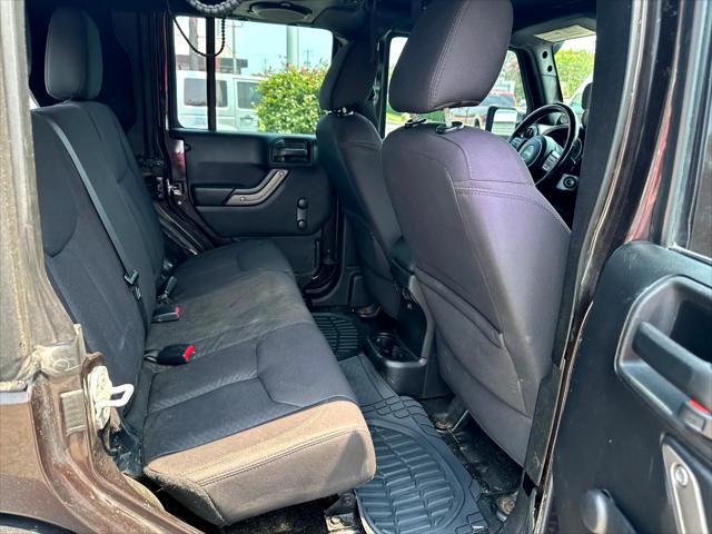 used 2013 Jeep Wrangler Unlimited car, priced at $16,800