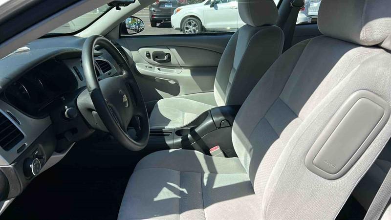 used 2006 Chevrolet Monte Carlo car, priced at $6,995