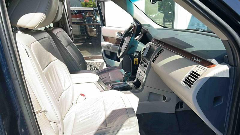 used 2009 Ford Flex car, priced at $7,995