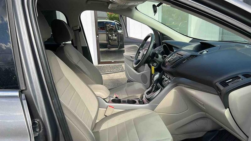 used 2013 Ford Escape car, priced at $7,995