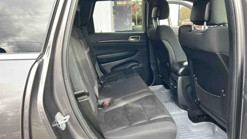 used 2015 Jeep Grand Cherokee car, priced at $13,995