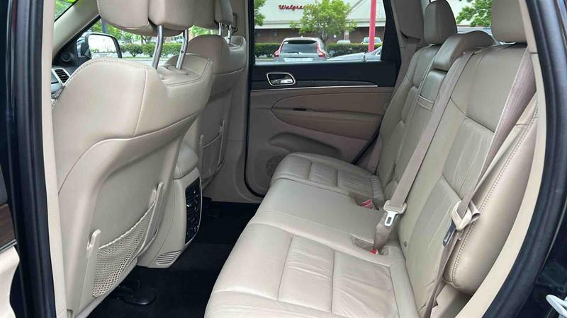 used 2014 Jeep Grand Cherokee car, priced at $14,995