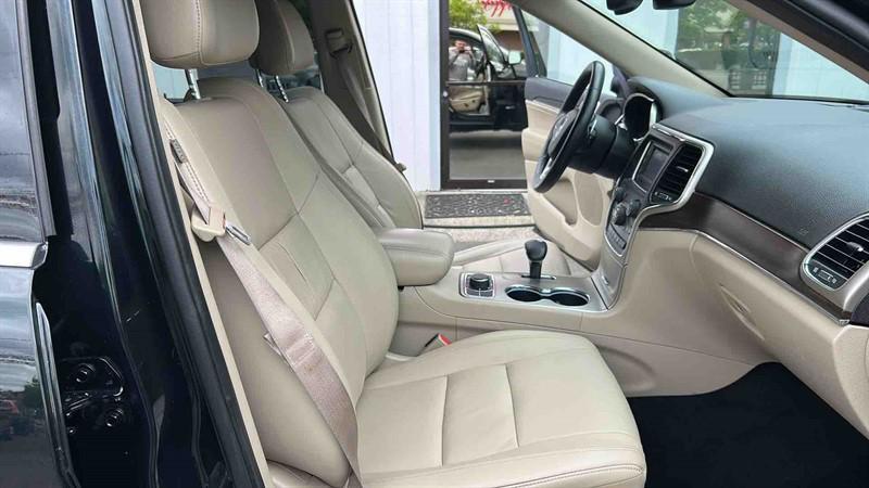 used 2014 Jeep Grand Cherokee car, priced at $14,995