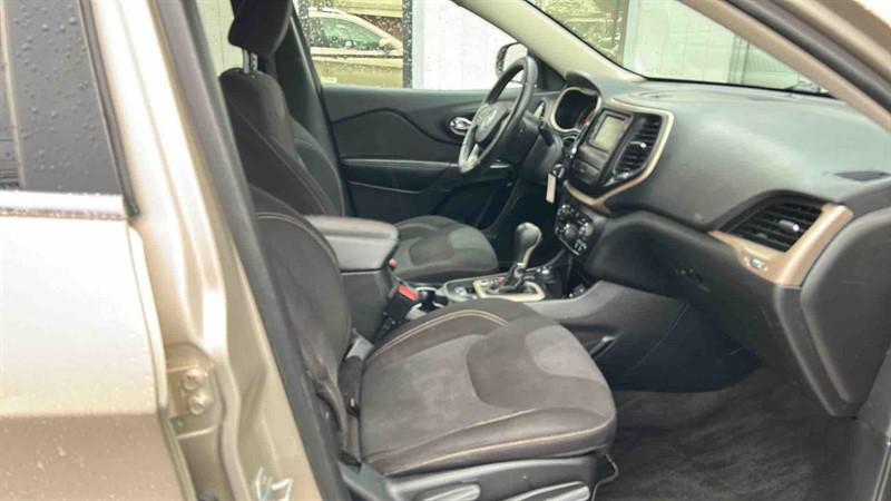 used 2015 Jeep Cherokee car, priced at $8,995