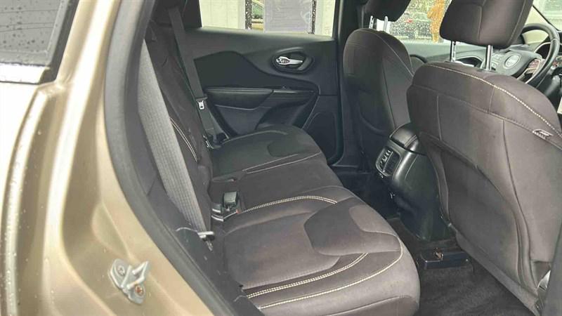 used 2015 Jeep Cherokee car, priced at $9,995