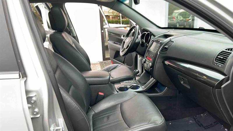 used 2013 Kia Sorento car, priced at $7,995