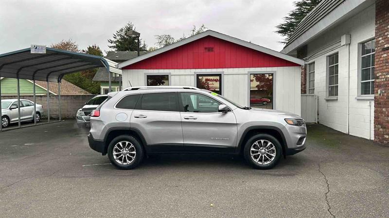 used 2019 Jeep Cherokee car, priced at $16,995