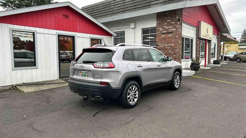 used 2019 Jeep Cherokee car, priced at $16,995