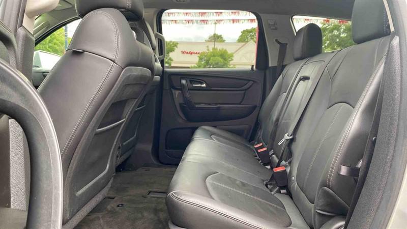 used 2016 Chevrolet Traverse car, priced at $13,995