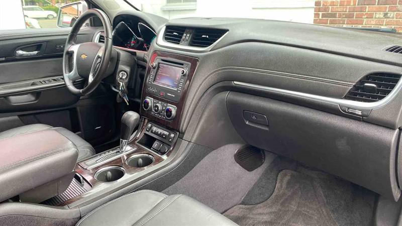 used 2016 Chevrolet Traverse car, priced at $13,995