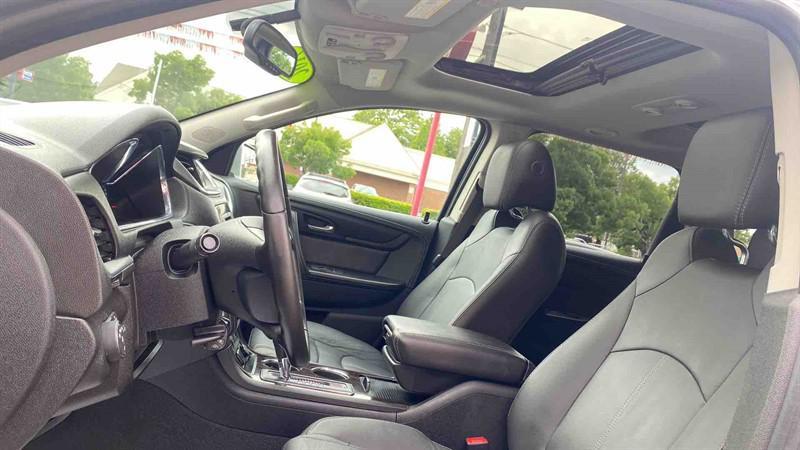 used 2016 Chevrolet Traverse car, priced at $13,995