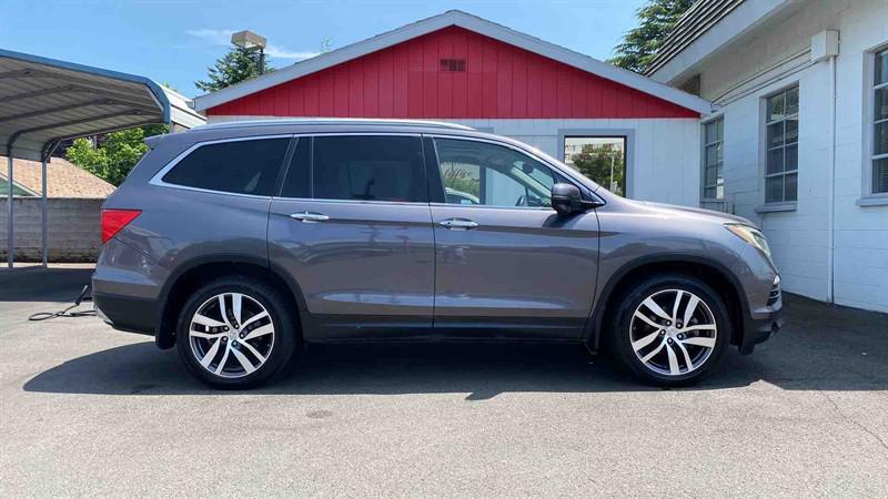 used 2017 Honda Pilot car, priced at $19,995